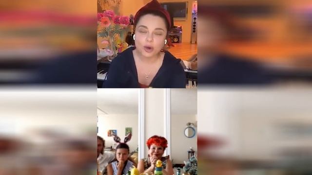 Наташа Королева и мама Люда . Майами на проводе . Пасха / Трансляция 19.04.2020 смотреть онлайн