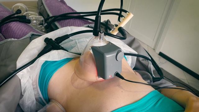 Обзор процедуры: горячий вакуум в студии эстетики и красоты тела "Силуэт" в г. Хабаровск смотреть онлайн