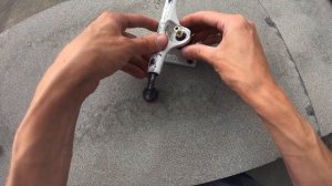 Из чего состоит скейтборд