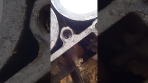 Как вы сверлить шпильку с блока ГАЗ 53.