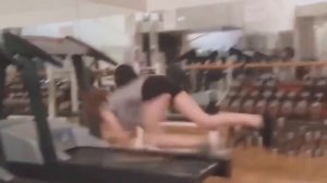 Девушки в спорте - смешные приколы в спортзалах и на улицах!