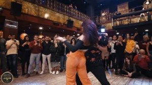 KEWIN COSMOS 100 X HORA  / BACHATA  MARCO Y SARA  BAILANDO EN KUMARAH 5. 40 MADRID SESSION