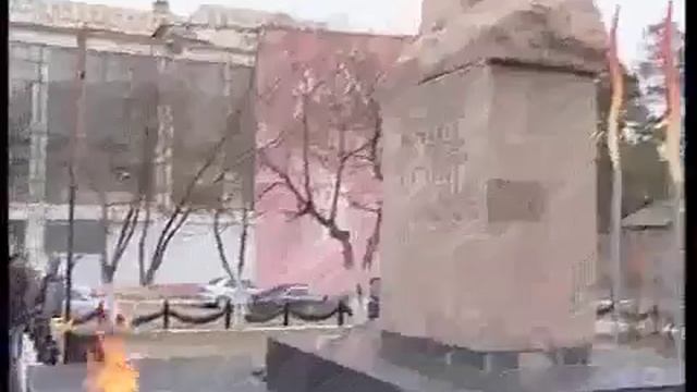 У памятника Погодаеву несли «Вахту памяти»