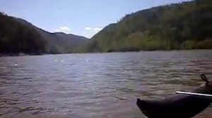 Байдарка щука под парусом