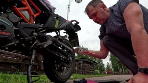 Убираю перетяжку цепи на KTM 390 Adventure