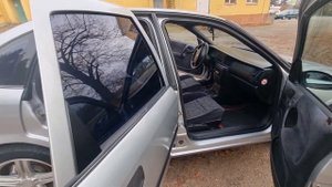 Опель Вектра Б 1998 год, 1,8 литра
