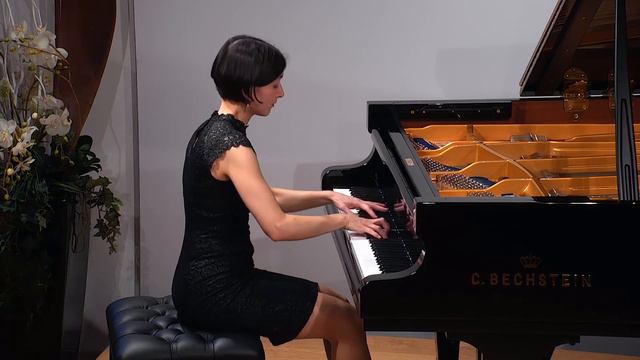 Johannes Brahms: Klavierstücke Op. 118, 3. Ballade - Valentine Buttard смотреть онлайн