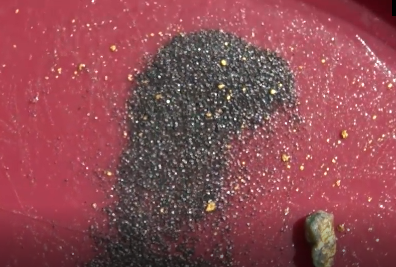 Часть 2. Небольшое путешествие за Золотом.Стараемся! смотреть онлайн