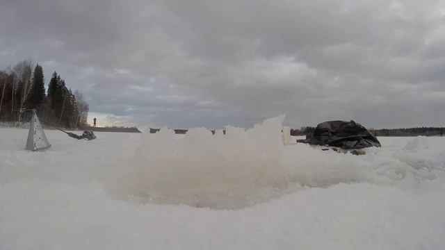 Валдай, зимняя рыбалка. смотреть онлайн