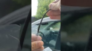 Меняем поводок(шнурок) крышки топливного бака Skoda|VW|Audi|Seat на примере Skoda Fabia