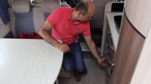 Короткий автодом на 6 мест. Подходит для зимы. Альковный Hobby Siesta Deluxe 65 GM. Обзор