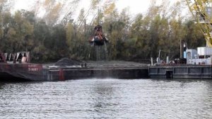 Плавучий кран ГК-8. Работа. И РТ-300 "Прибой".