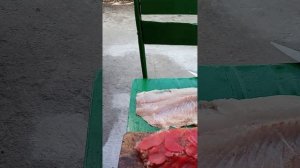 рыбное филе толстолобика маринованные в имбире и с лимоном.