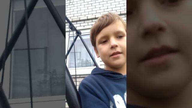 На даче бросаем шайбы смотреть онлайн