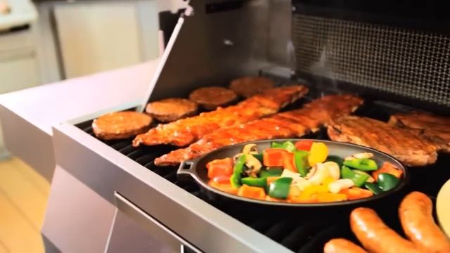 Канадский угольный гриль Napoleon® PRO 605 - www.Grill-Tut.ru смотреть онлайн