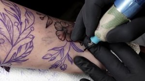 Flowers around Tattoo | 3x speed