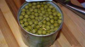 Салат с ветчиной и луком пореем