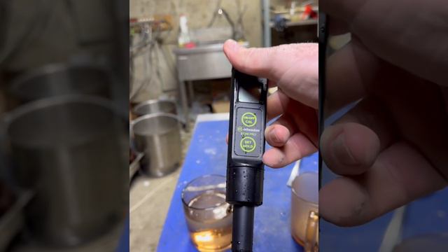 Тест на общую жесткость воды из крана и после умягчителя нового и б/у после регенерации. Делаем😊💪 смотреть онлайн