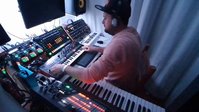 kropa - polish boat - 04 - dawless melodic techno live jam