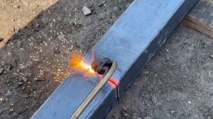 Резка металла газом.MOV