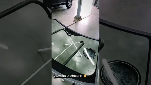 Ленд Ровер Фрилендер на замене лобового стекла #авто #лендровер #казань смотреть онлайн