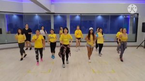 Banana Cha Cha - Momoland | Kpop | Dance Workout