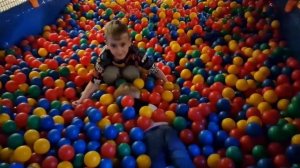 Fikoland. Развлечение для Семьи. Обзор на лучшие детские развлекательные центры.