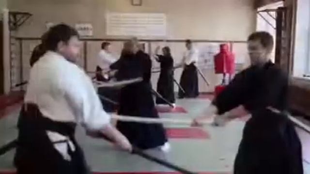 Ниден-рю: иайдо и кендзюцу. Семинар Иосифа Линдера в Нижнем Новгороде смотреть онлайн