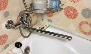 Как отмыть ванную УБРАТЬ ПЛЕСЕНЬ ГРИБОК в ванной КАК ОЧИСТИТЬ ШВЫ МЕЖДУ ПЛИТКОЙ.mp4