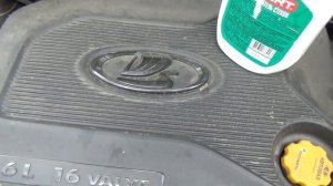 Уплотнитель капота тип D, Защита от грязи под капотом..для всех авто. Установка на Ладе Весте