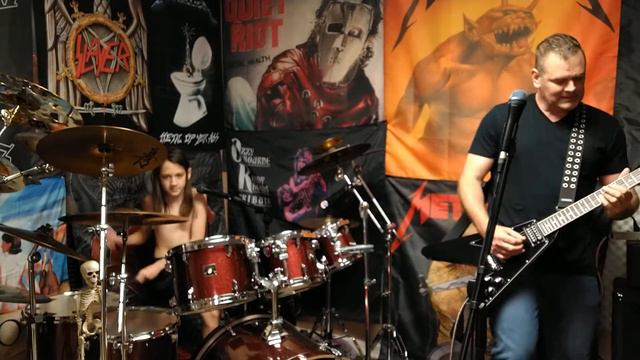 Orion Jam with Gibson's 2021 70s reissue flying V limited edition смотреть онлайн