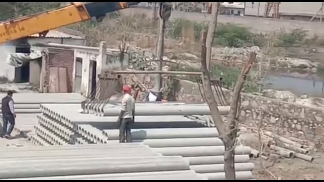 Mobile Crane Video Hydra Crane Machine Lifting Cement Pipes | Mobile Crane Video