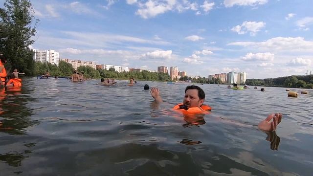 Может искупаемся? Тест жилетов смотреть онлайн