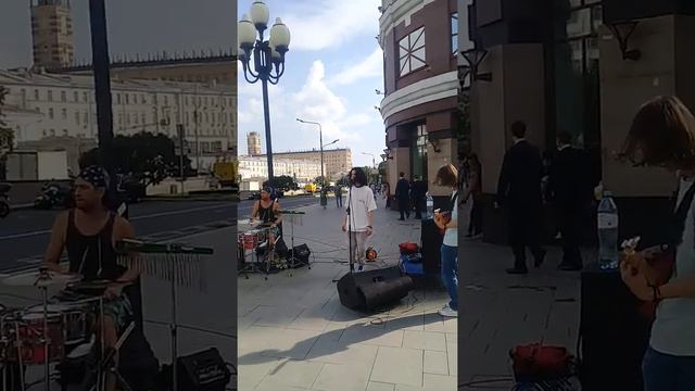 18 августа 2021 г. зажигательные музыканты на старом арбате