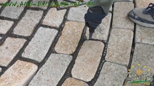 Затирка гранитной брусчатки.Технология затирки швов у гранитной брусчатки. Методы нанесения затирки