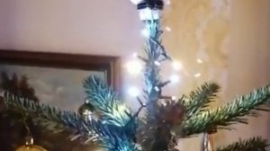 ??Новогоднее настроение от друзей из Германии ???? Ёлка украшена игрушками СССР и Германии.