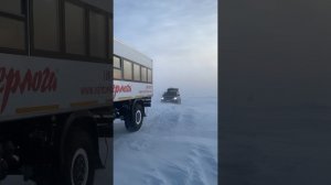 Зимнее бездорожье в Ямальской тундре