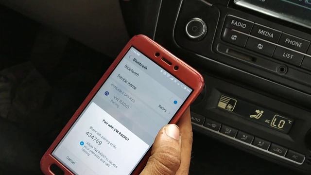 Volkswagen Polo music system connect with phone смотреть онлайн