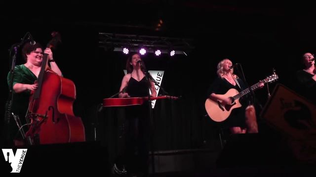 Mamas Never Seen Those Eyes  Fox Crossing Stringband at the Venue Aurora