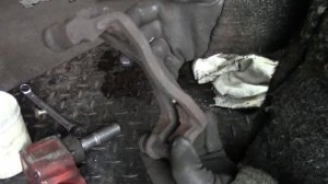 How to replace the brakes on a Skoda Felicia/Favorit and Caddy II pickup.
