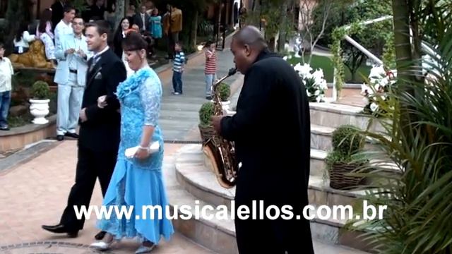 Buffet Callegari - Cant help falling in love - cortejo com SAX смотреть онлайн