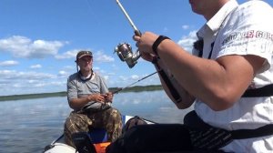 Ловля КРУПНОГО Окуня в ЖАРУ/Ловля окуня на Отводной Поводок!