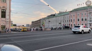 Прогулка по Санкт-Петербургу – от Невского проспекта до Дворцовой площади: уличные музыканты, закат