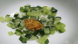 Салат с грушей и сыром