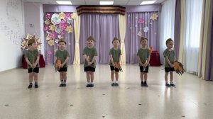 Коллектив "Бравые ребята". Песня "Молодой солдат"