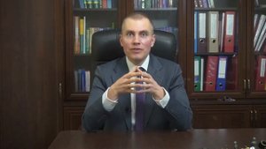 МУЖ БЬЕТ ЖЕНУ