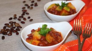 Тушеные кабачки с фасолью