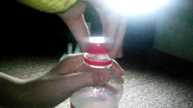 Как сделать водяной пистолет из бутылки? смотреть онлайн