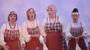 "Вьюн над водой" (русская народная песня, аранжировка Вячеслава Иванова) - Ансамбль "Катюша"