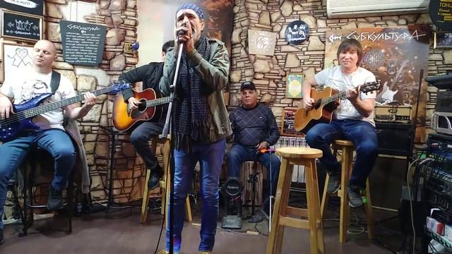 Second Band - Сон в красном тереме смотреть онлайн